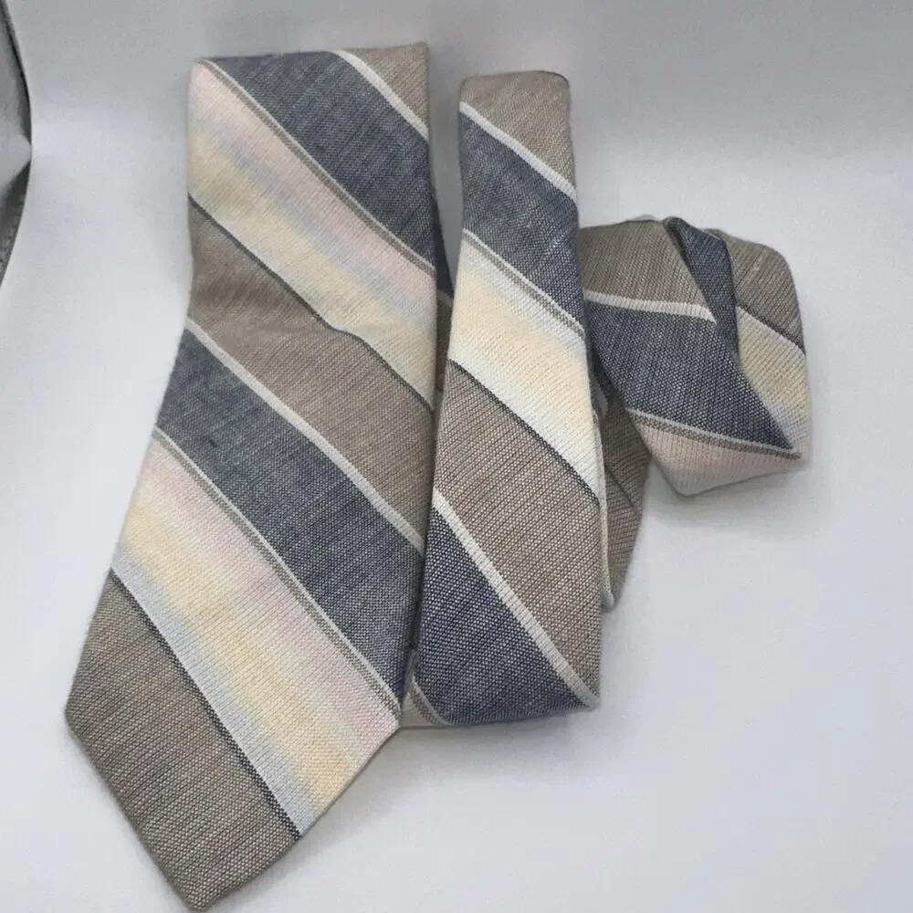 Vintage Etienne Aigner Gray Cream Striped‎ Neck Tie Made in Portugal Silk/Poly